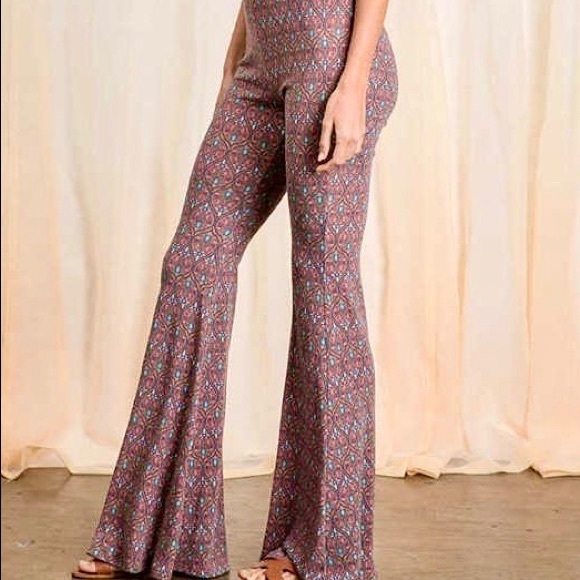 Sale STRETCH MATERIAL YOGA PANTS - Picture 2 of 7